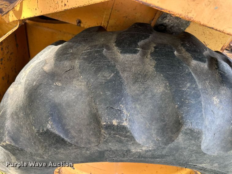 image for item DR2707 Case  580 Super E backhoe