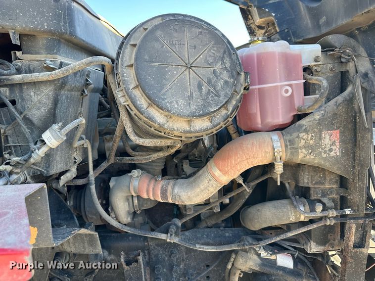 image for item DR2709 2006 International  7400 dump truck