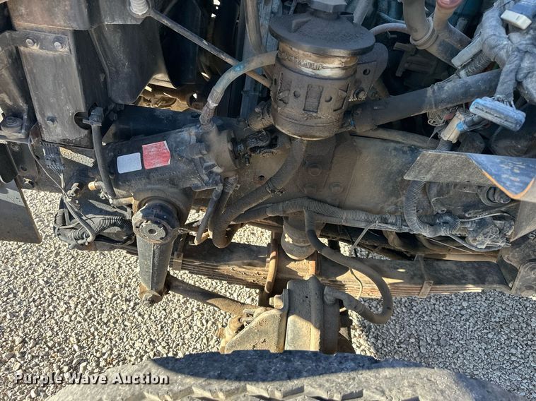 image for item DR2709 2006 International  7400 dump truck