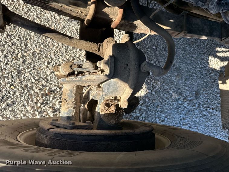 image for item DR2709 2006 International  7400 dump truck