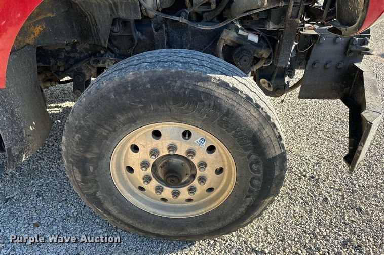 image for item DR2709 2006 International  7400 dump truck