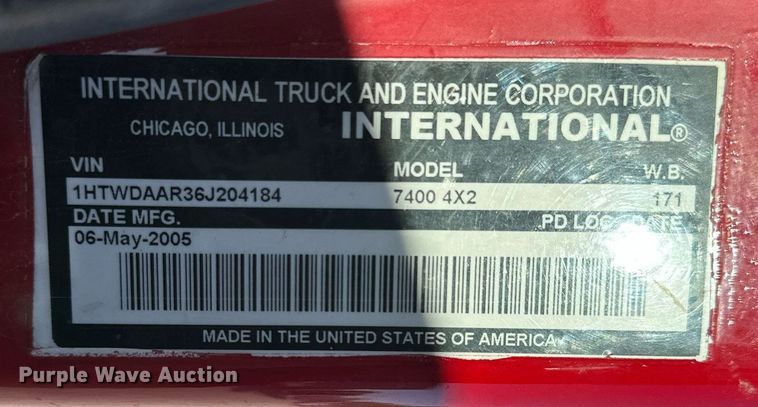 image for item DR2709 2006 International  7400 dump truck