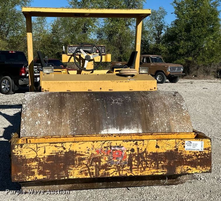 image for item DR2712 2000 Hypac C778B double drum vibratory roller