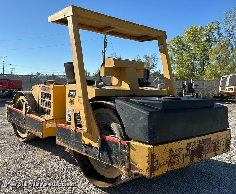 image for item DR2712 2000 Hypac C778B double drum vibratory roller