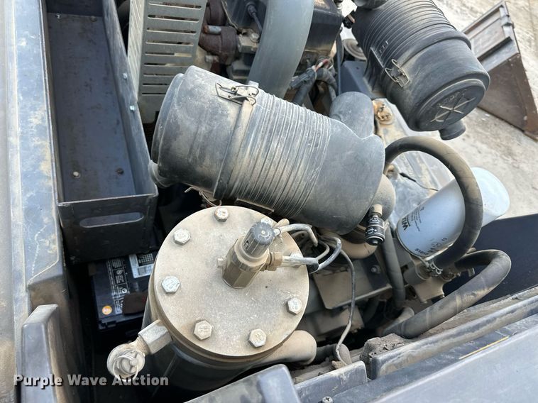 image for item DR2723 Atlas copco  XAS185JD7 air compressor