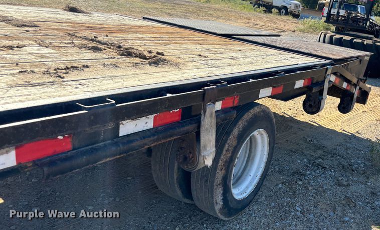 image for item DS2532 2016 PJ equipment trailer