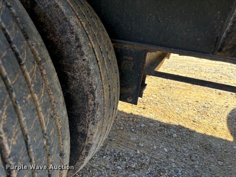 image for item DS2532 2016 PJ equipment trailer