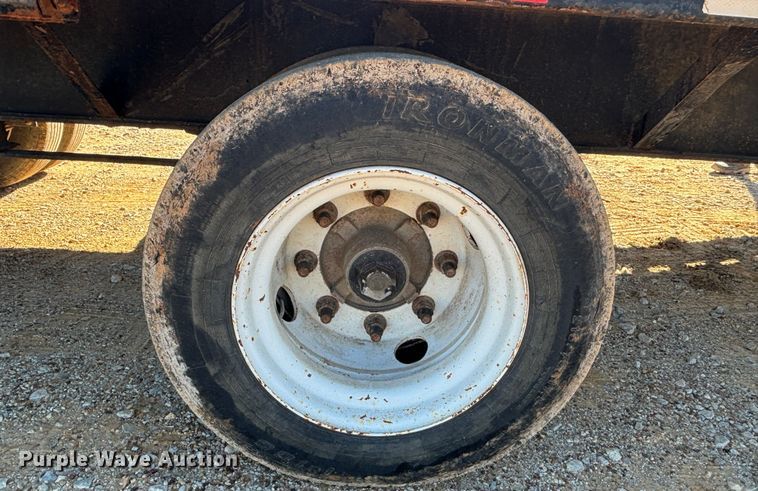 image for item DS2532 2016 PJ equipment trailer