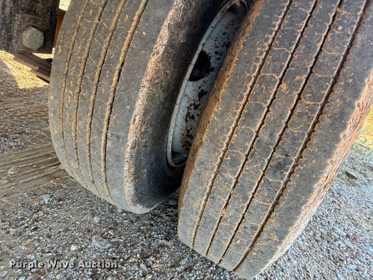 image for item DS2532 2016 PJ equipment trailer