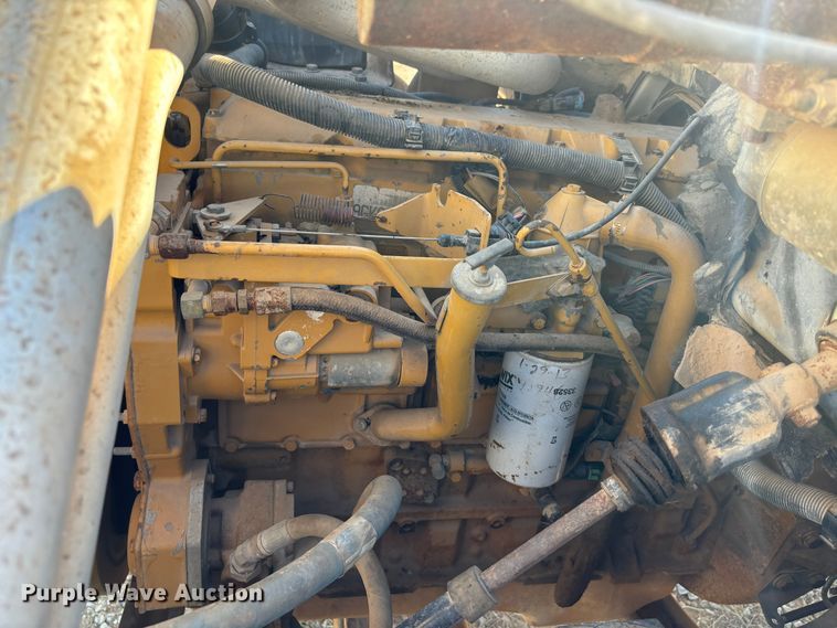 image for item DS2534 1998 GMC C7500 water truck