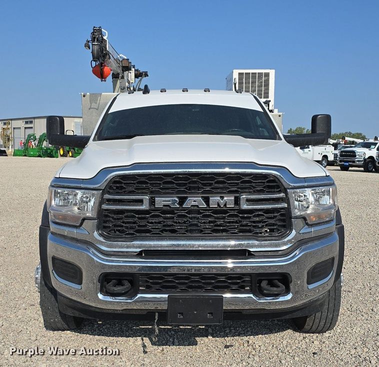 image for item DS4831 2021 Dodge Ram 5500HD utility / service truck