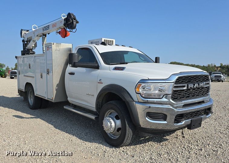 image for item DS4831 2021 Dodge Ram 5500HD utility / service truck