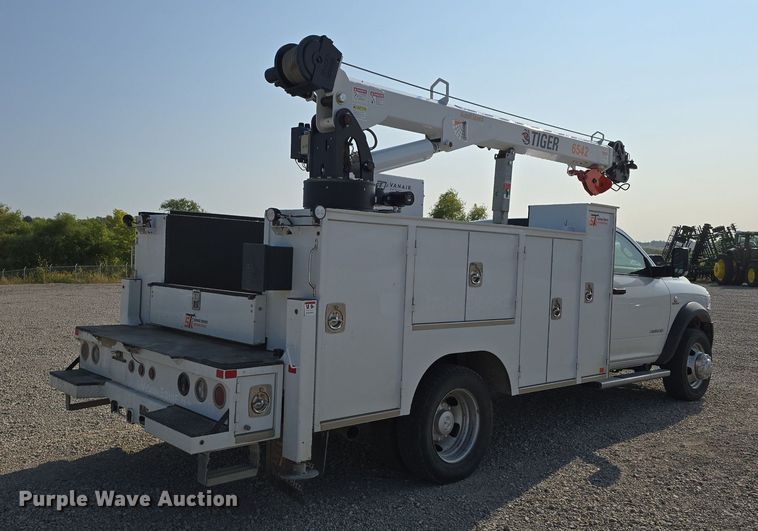 image for item DS4831 2021 Dodge Ram 5500HD utility / service truck