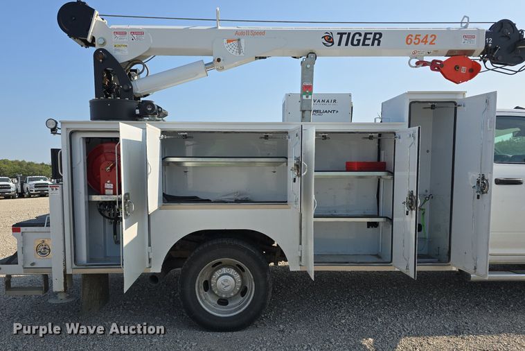 image for item DS4831 2021 Dodge Ram 5500HD utility / service truck