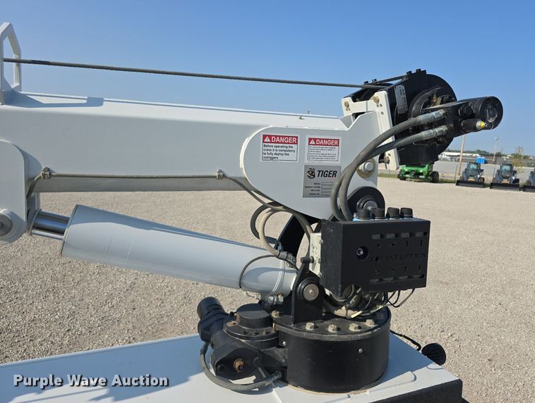 image for item DS4831 2021 Dodge Ram 5500HD utility / service truck