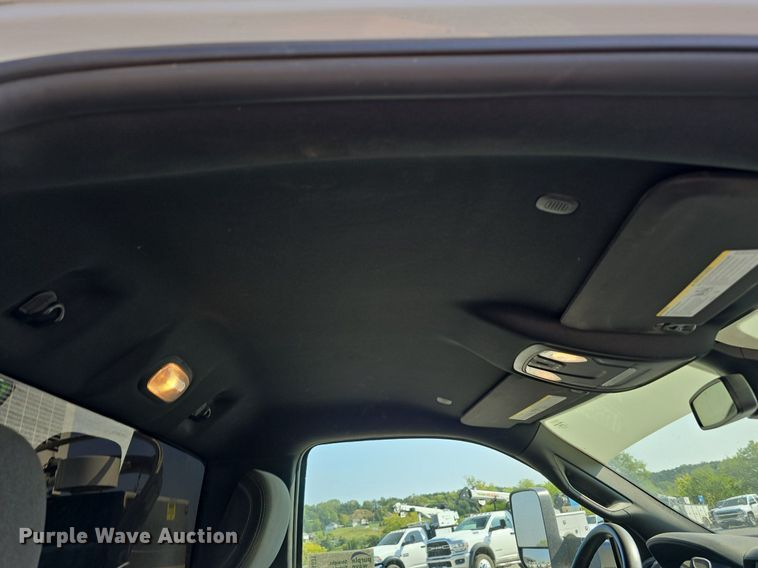 image for item DS4831 2021 Dodge Ram 5500HD utility / service truck