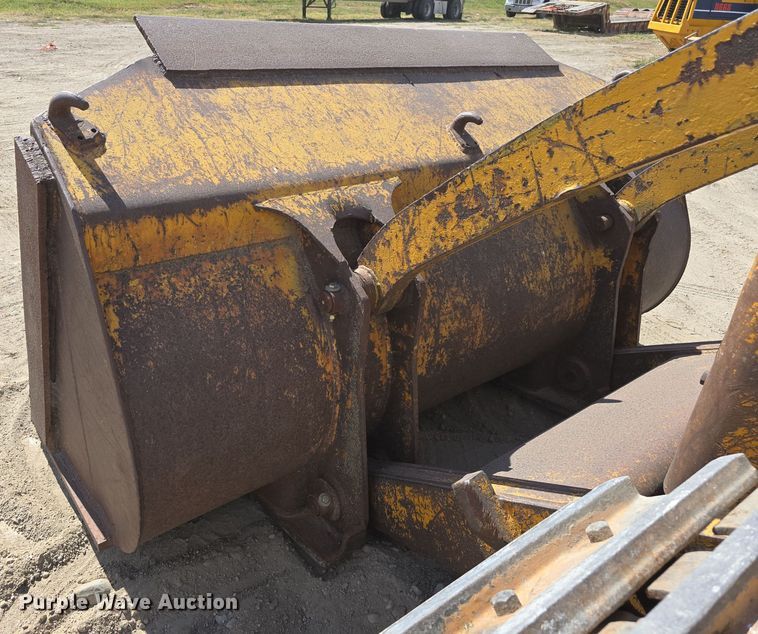 image for item DS4873 1965 Caterpillar 977H track loader