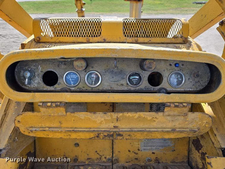 image for item DS4873 1965 Caterpillar 977H track loader