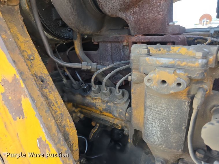 image for item DS4873 1965 Caterpillar 977H track loader