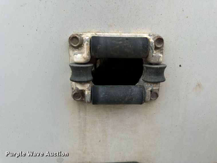 image for item DT2000 2007 Ford  F550 Super Duty XL utility / service truck