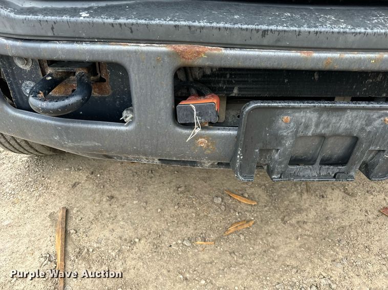 image for item DT2000 2007 Ford  F550 Super Duty XL utility / service truck