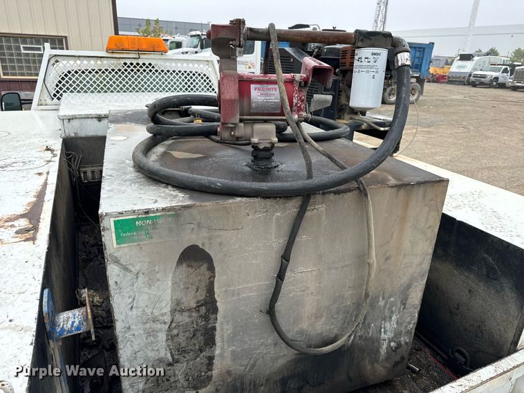 image for item DT2000 2007 Ford  F550 Super Duty XL utility / service truck