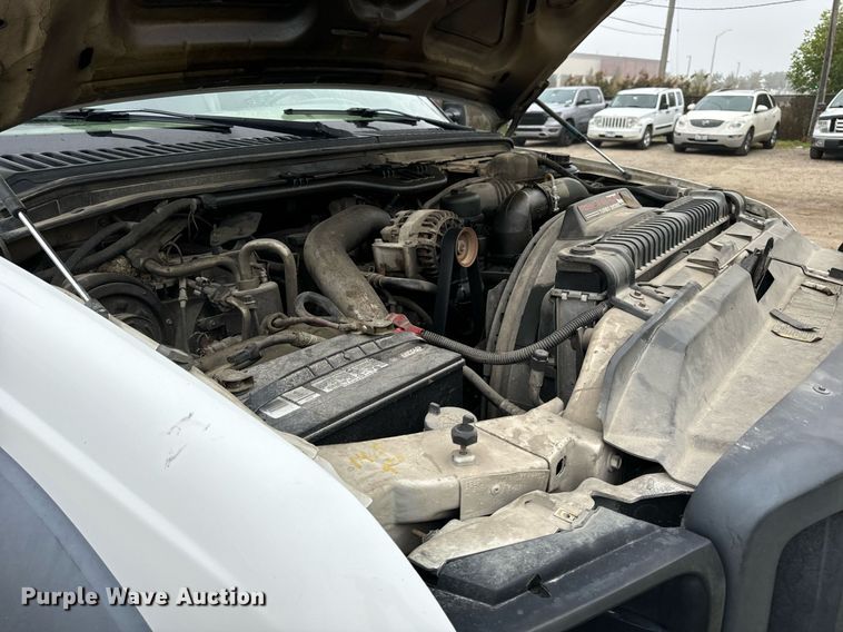 image for item DT2000 2007 Ford  F550 Super Duty XL utility / service truck