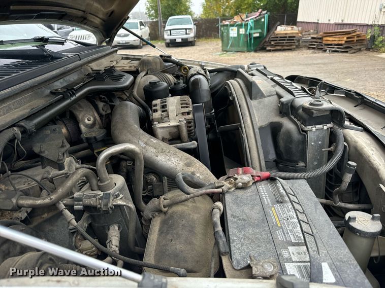 image for item DT2000 2007 Ford  F550 Super Duty XL utility / service truck