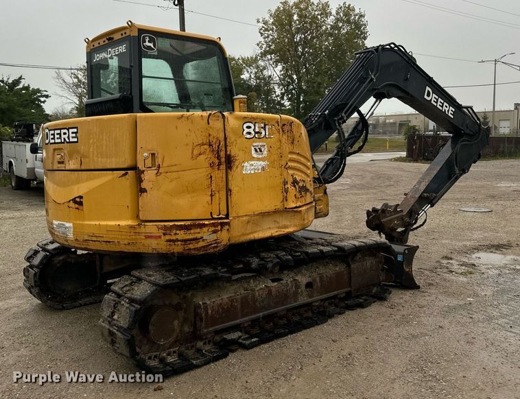 image for item DT2003 2012 John Deere 85D mini excavator