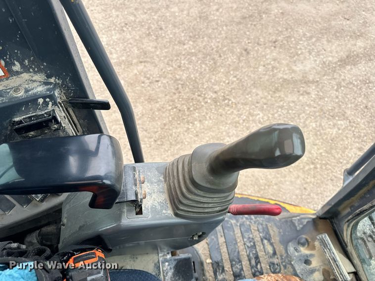 image for item DT2003 2012 John Deere 85D mini excavator