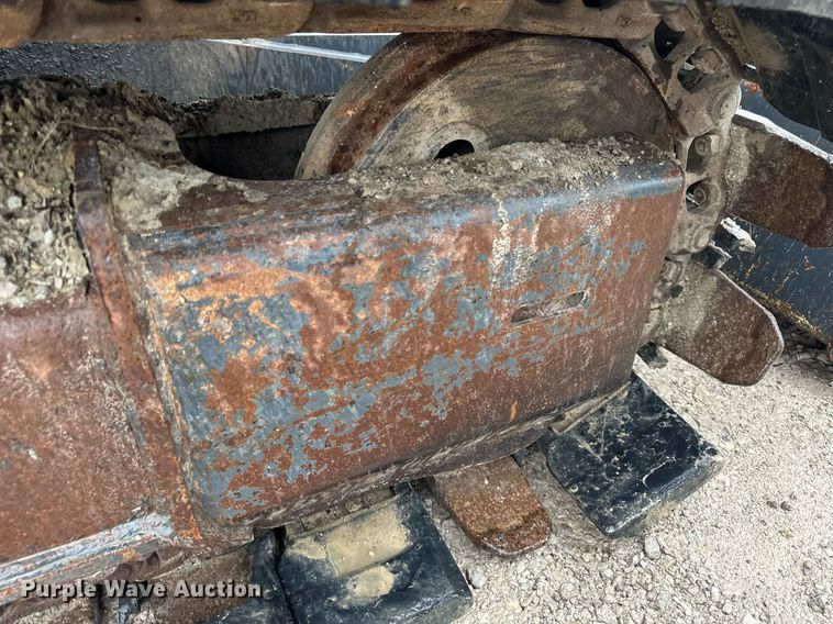 image for item DT2003 2012 John Deere 85D mini excavator