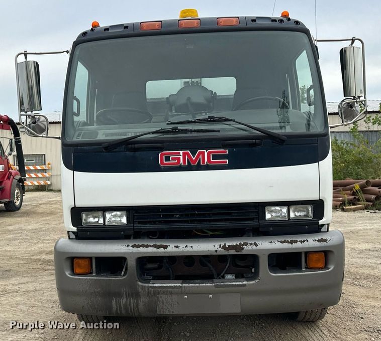 image for item DT2004 2005 GMC T7500 street sweeper truck