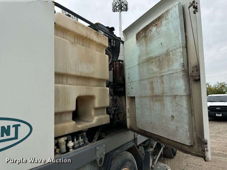 image for item DT2004 2005 GMC T7500 street sweeper truck