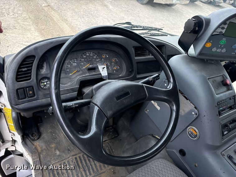 image for item DT2004 2005 GMC T7500 street sweeper truck