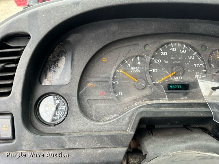 image for item DT2004 2005 GMC T7500 street sweeper truck