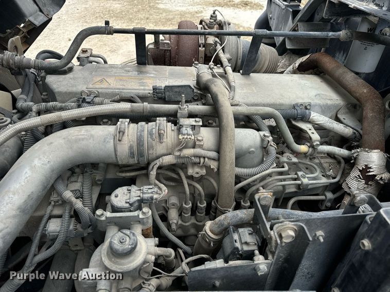 image for item DT2004 2005 GMC T7500 street sweeper truck