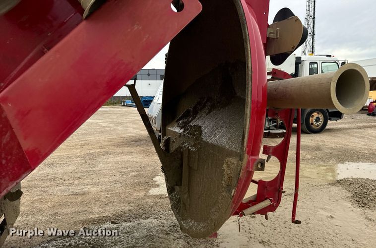 image for item DT2006 2002 Sterling  L-Line hydrovac truck