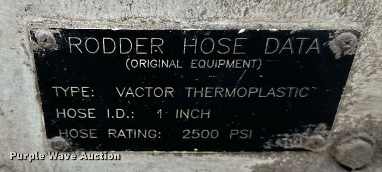 image for item DT2006 2002 Sterling  L-Line hydrovac truck