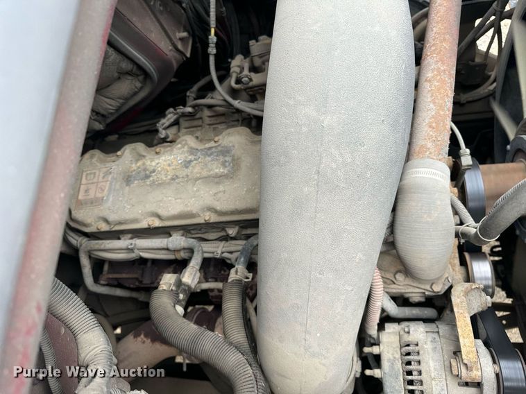 image for item DT2006 2002 Sterling  L-Line hydrovac truck