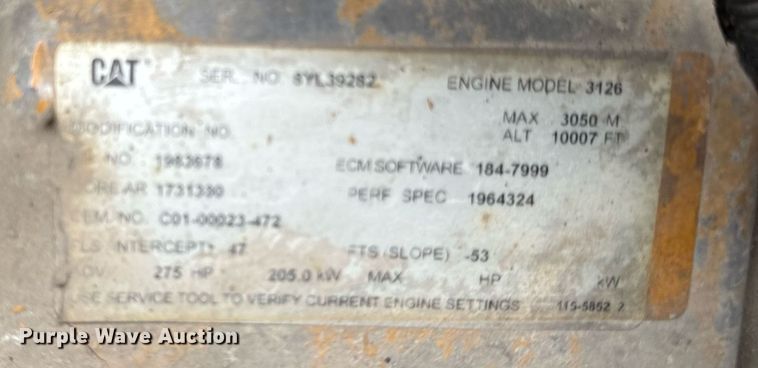 image for item DT2006 2002 Sterling  L-Line hydrovac truck