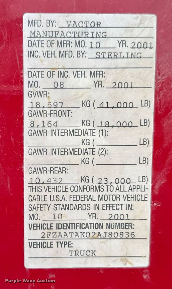 image for item DT2006 2002 Sterling  L-Line hydrovac truck