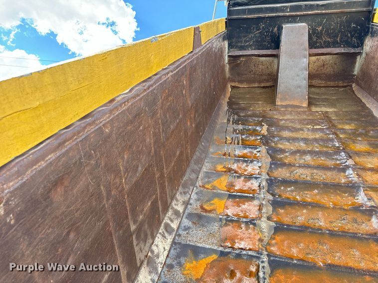 image for item DT2014 2004 GMC C8500 dump truck