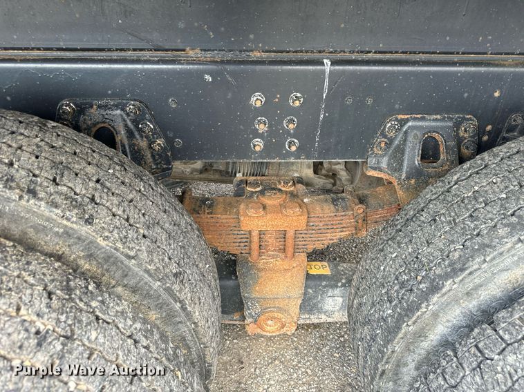 image for item DT2014 2004 GMC C8500 dump truck