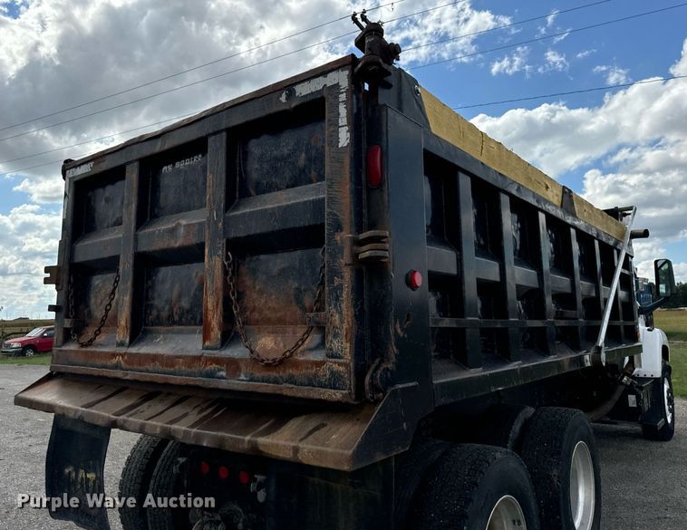 image for item DT2014 2004 GMC C8500 dump truck