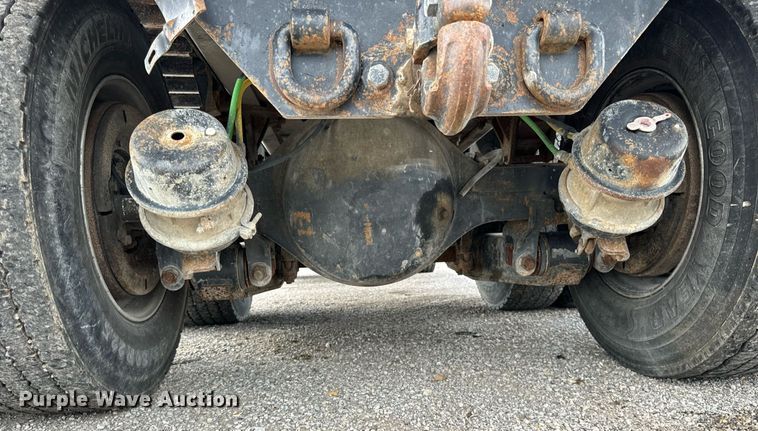 image for item DT2014 2004 GMC C8500 dump truck