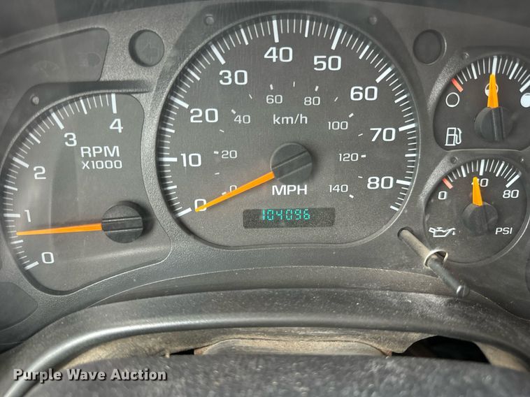 image for item DT2014 2004 GMC C8500 dump truck