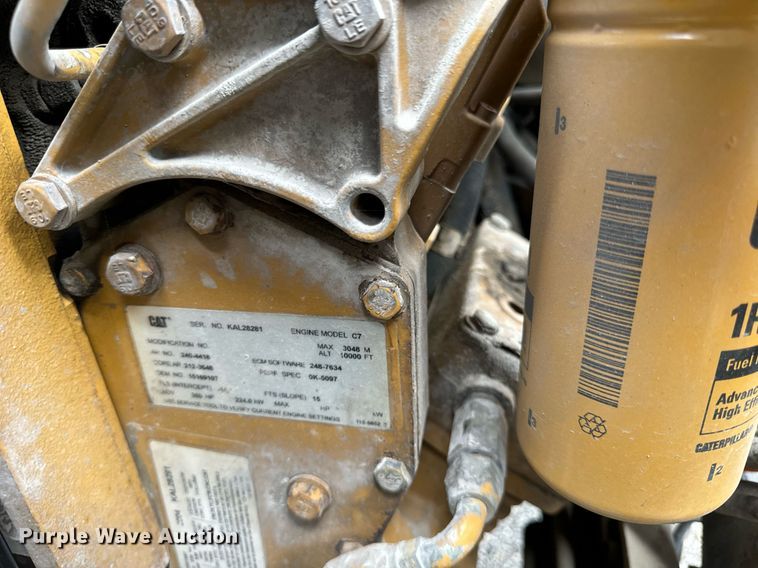 image for item DT2014 2004 GMC C8500 dump truck