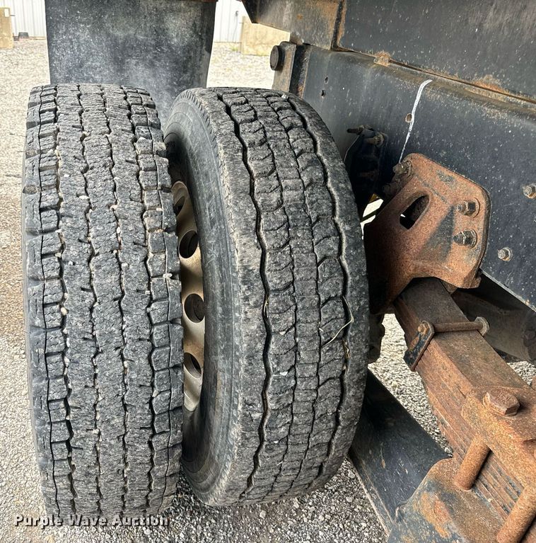 image for item DT2014 2004 GMC C8500 dump truck