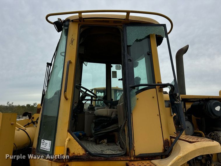 image for item DT2018 John Deere  544H wheel loader