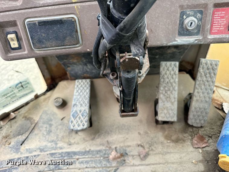 image for item DT2018 John Deere  544H wheel loader